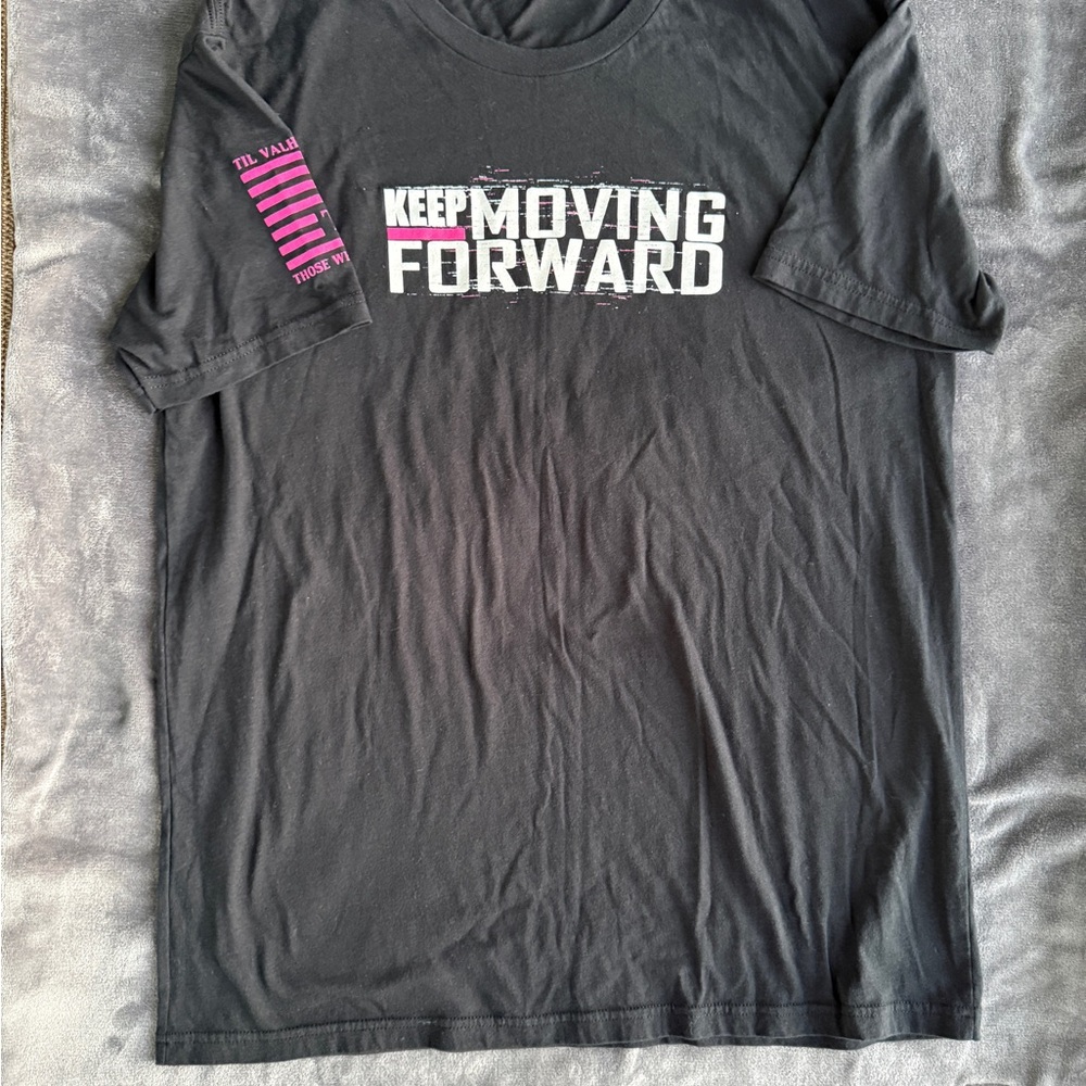 T.V.P Keep Moving Forward Breast Cancer Veterans Awareness Woman’s T-Shirt